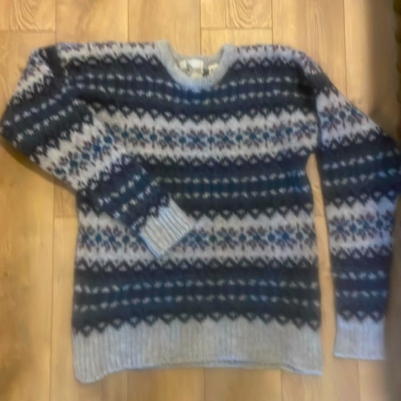 Cabin Fever thick Shetland wool sweater with Nordic style pattern - Picture 1 of 4